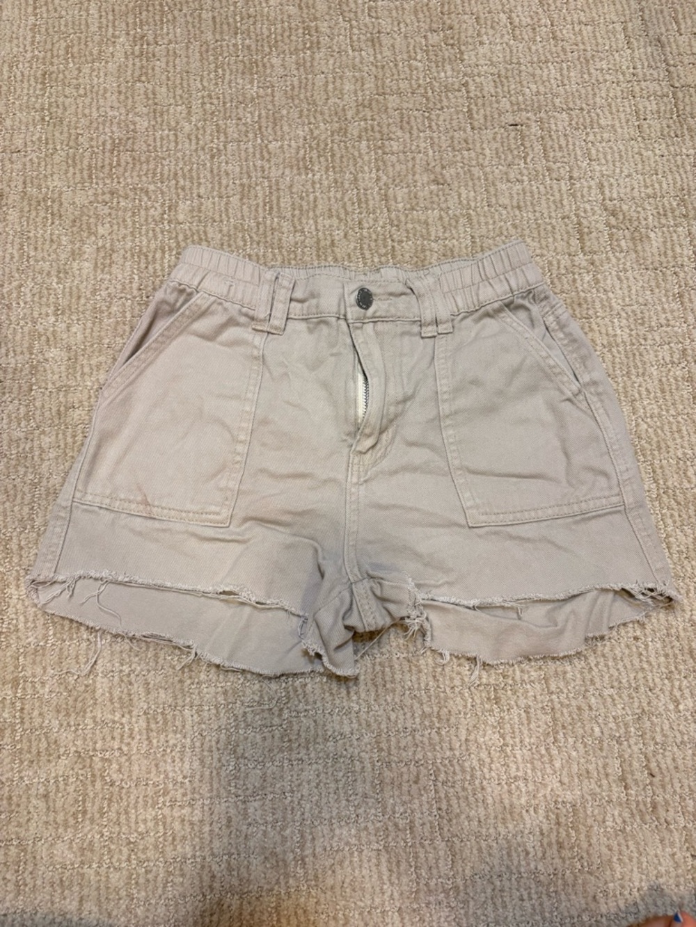 SHEIN Light Beige Frayed Hem Utility Jean Shorts